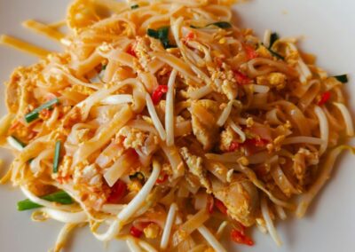 Low FODMAP Prawn Pad Thai